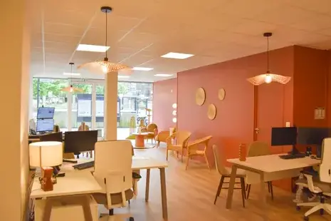 aménagement d'agence tertiaire à Dinard - image 3