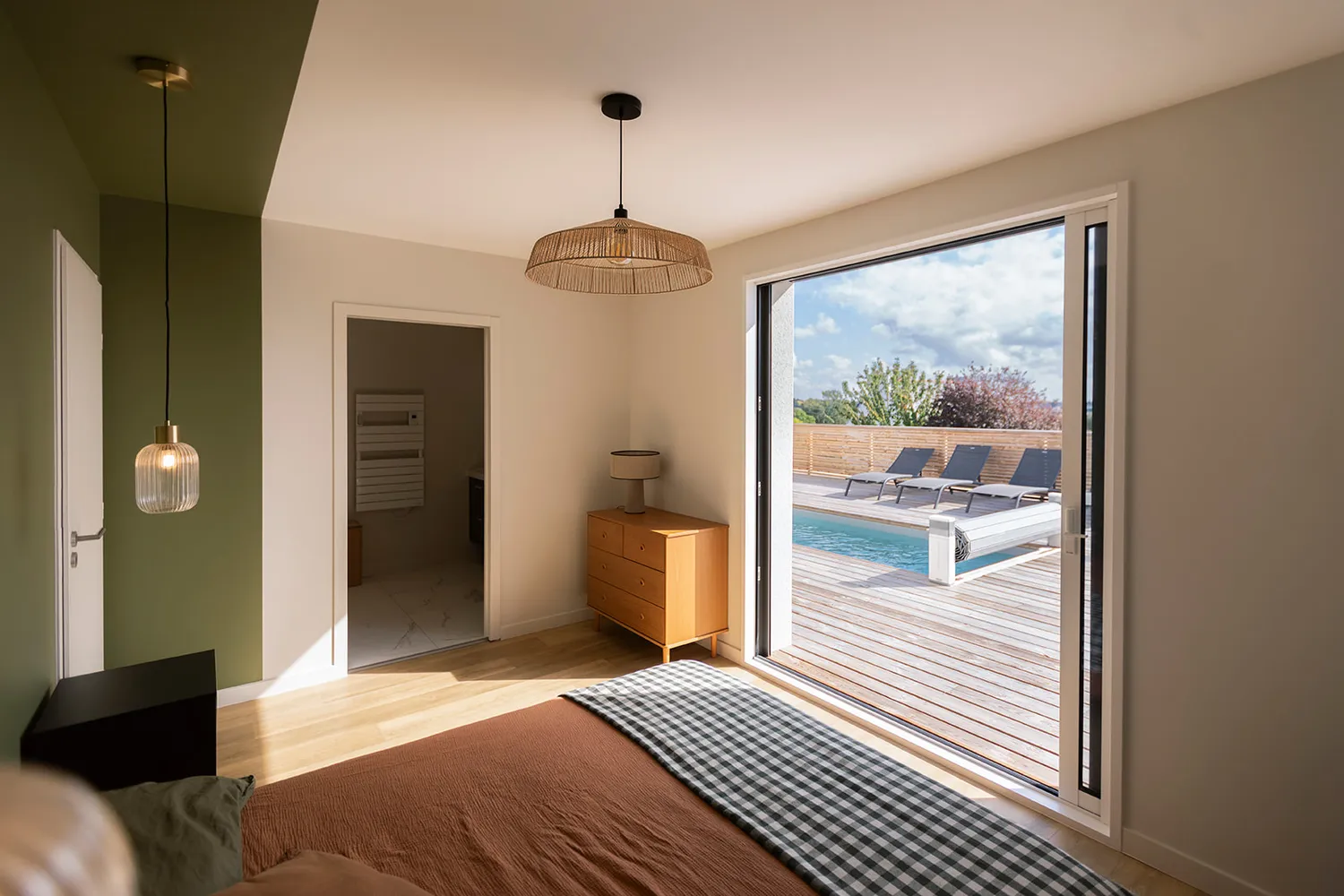 Décoration intérieure contemporaine et apaisante